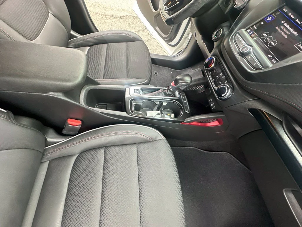 Used 2023 White Chevrolet RS image 36