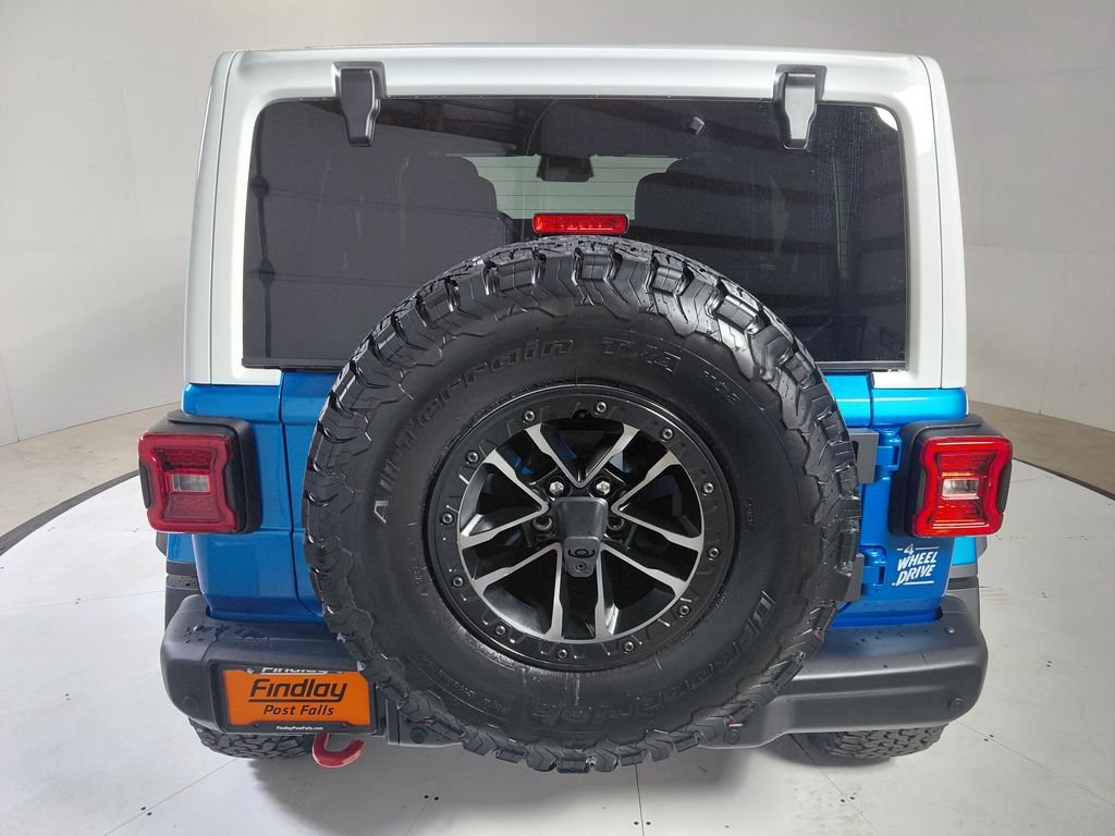 New 2026 Hydro Blue Pearl-Coat Exterior Paint Jeep Rubicon X image 6