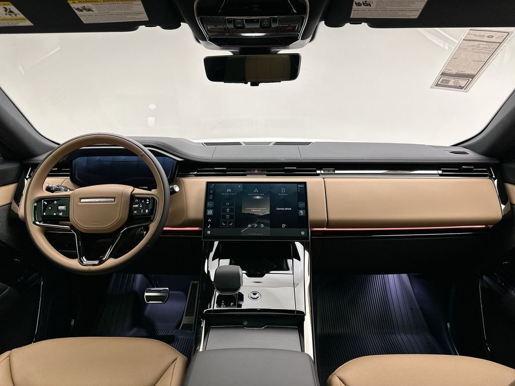 New 2026 Fuji White Land Rover Dynamic SE image 8