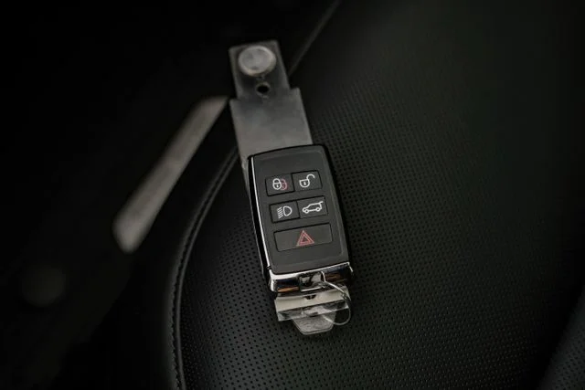 New 2026  Land Rover SE image 73