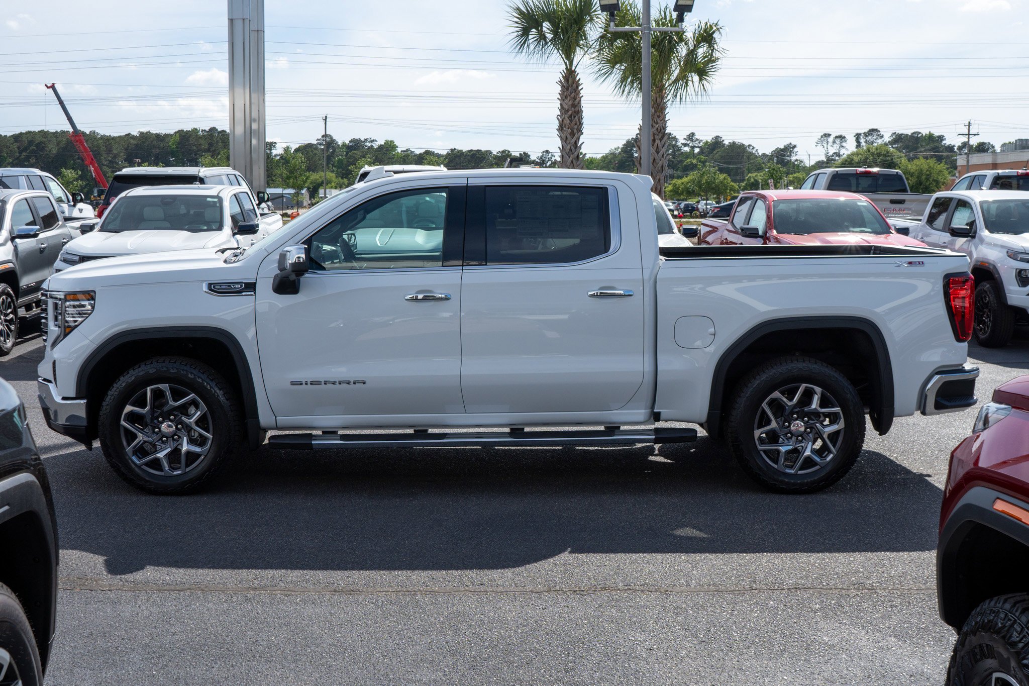 2026 GMC Sierra 1500 SLT - Photo 6