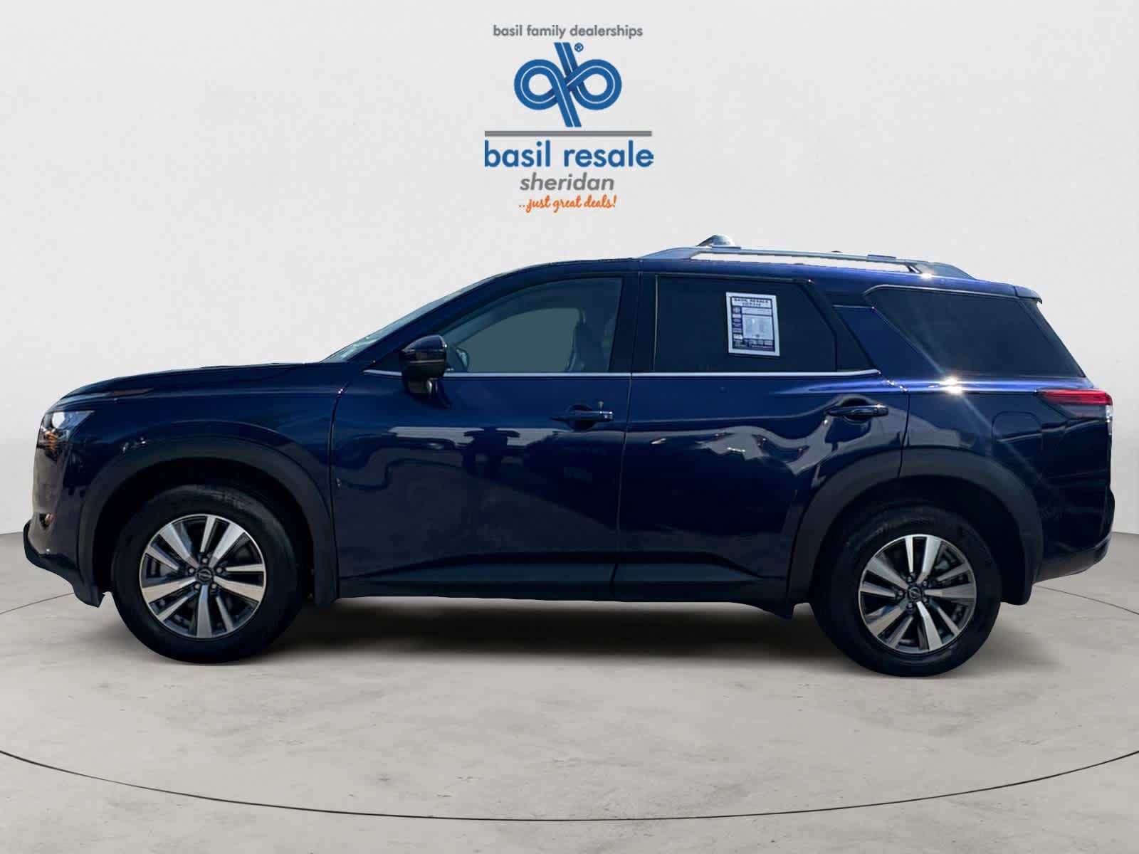 Used 2025 Deep Ocean Blue Pearl Nissan SL image 3