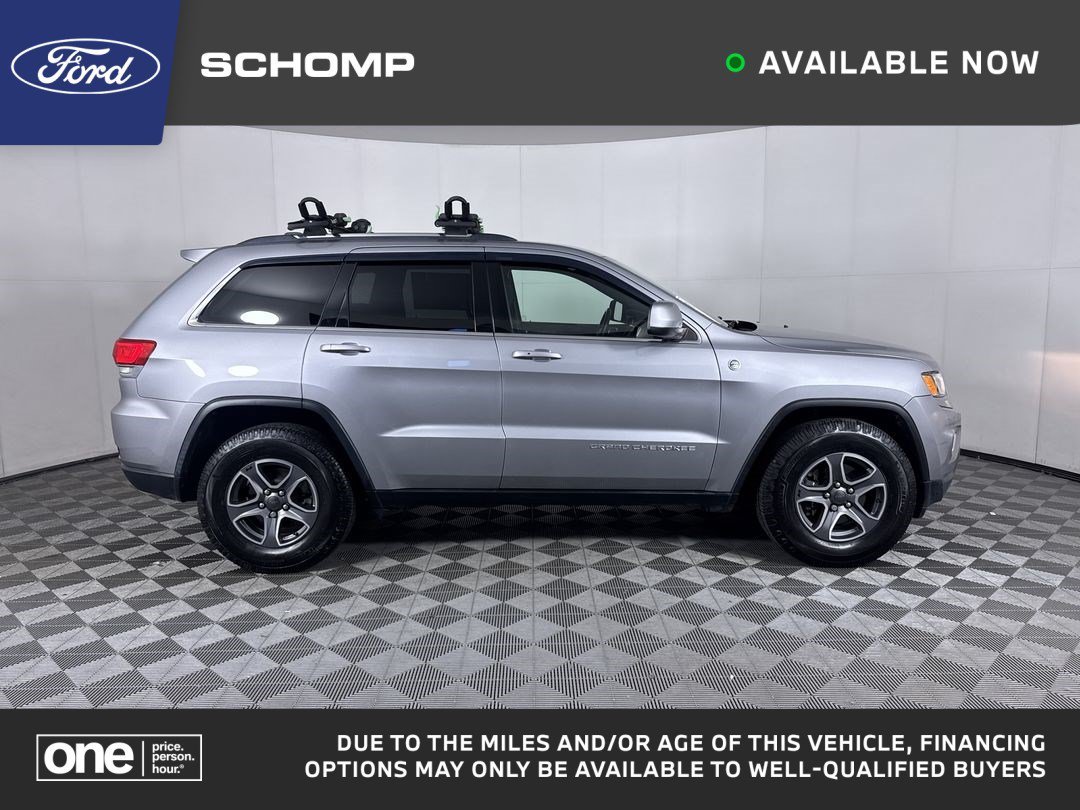Used 2016 Billet Silver Clearcoat Metallic Jeep Laredo image 1