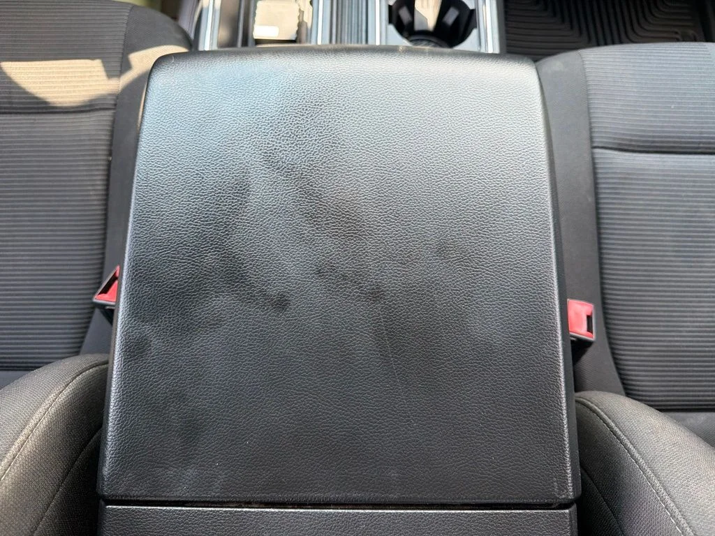 Used 2018 Gray Ford XL image 37
