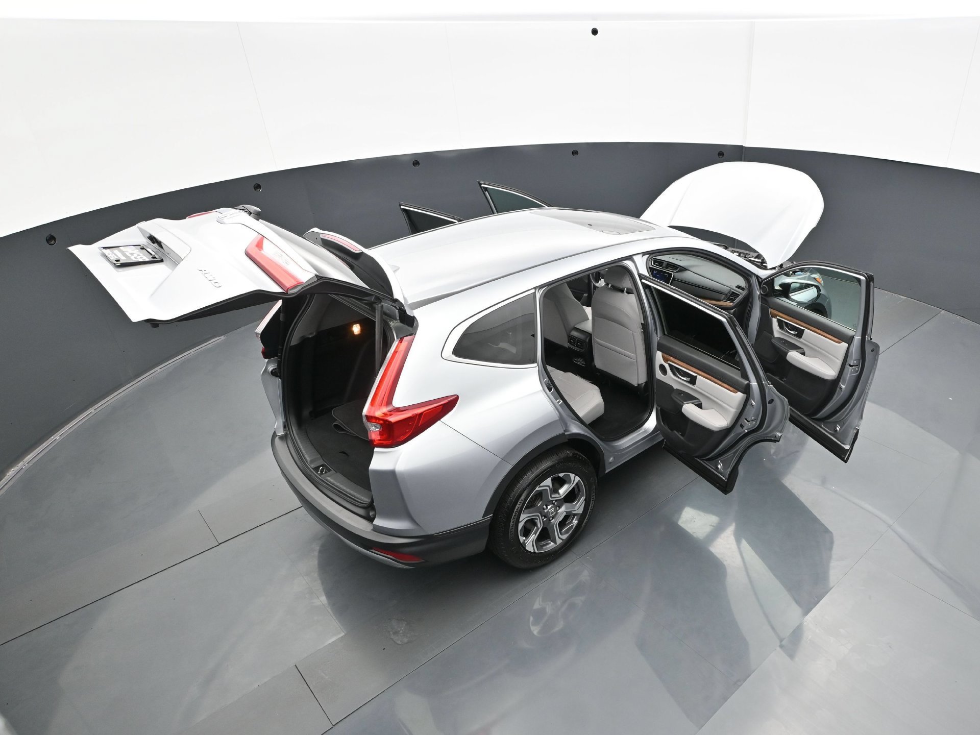 Used 2019 Silver Honda EX-L image 45