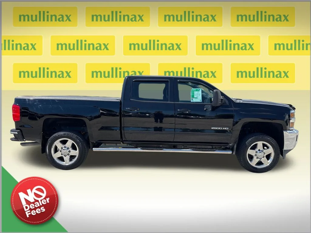 Used 2015 Black Chevrolet LT image 2