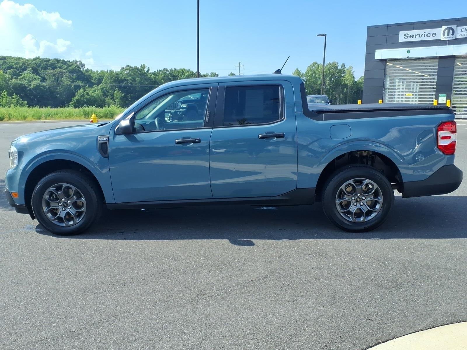 Used 2022  Ford XLT image 3