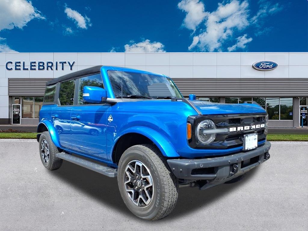 2023 Ford Bronco Outer Banks 4x4's photo