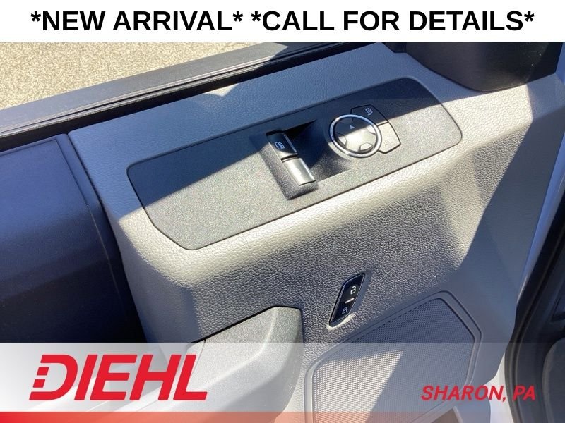 Used 2019 White Ford XL image 22