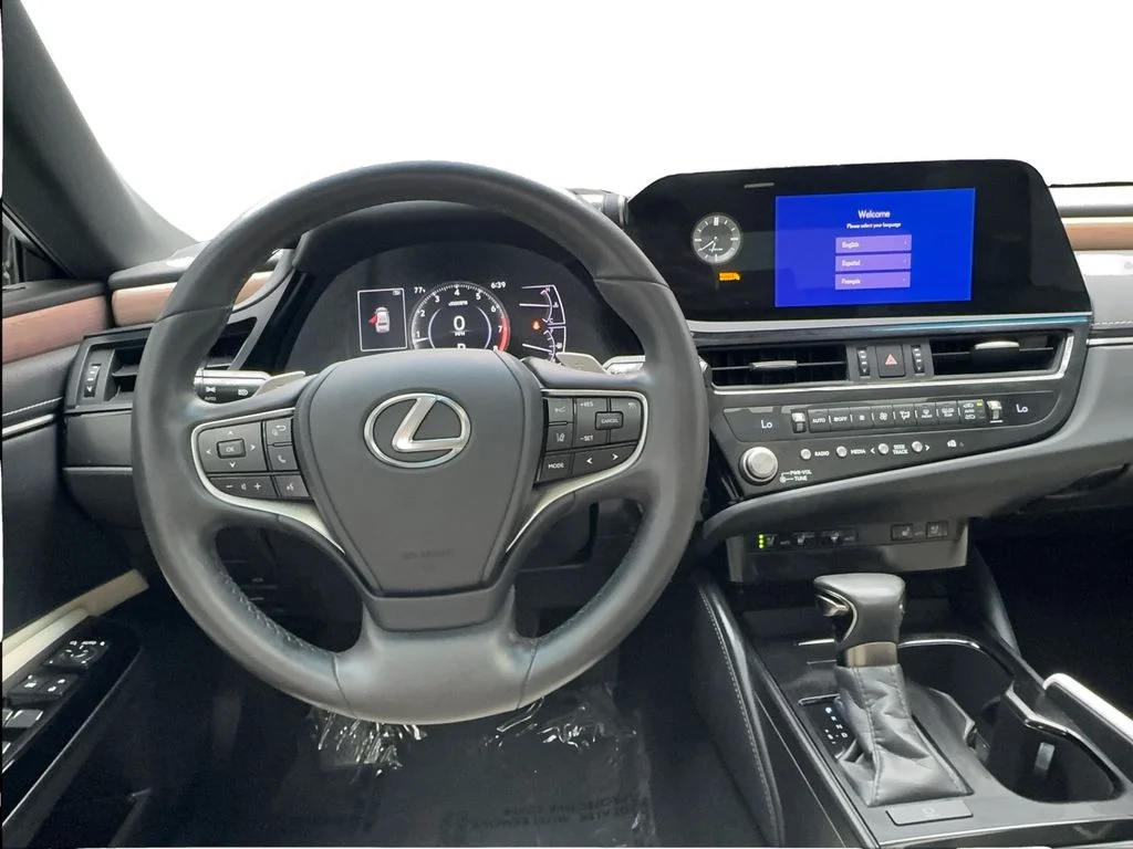 Used 2024 Black Lexus 350 image 37