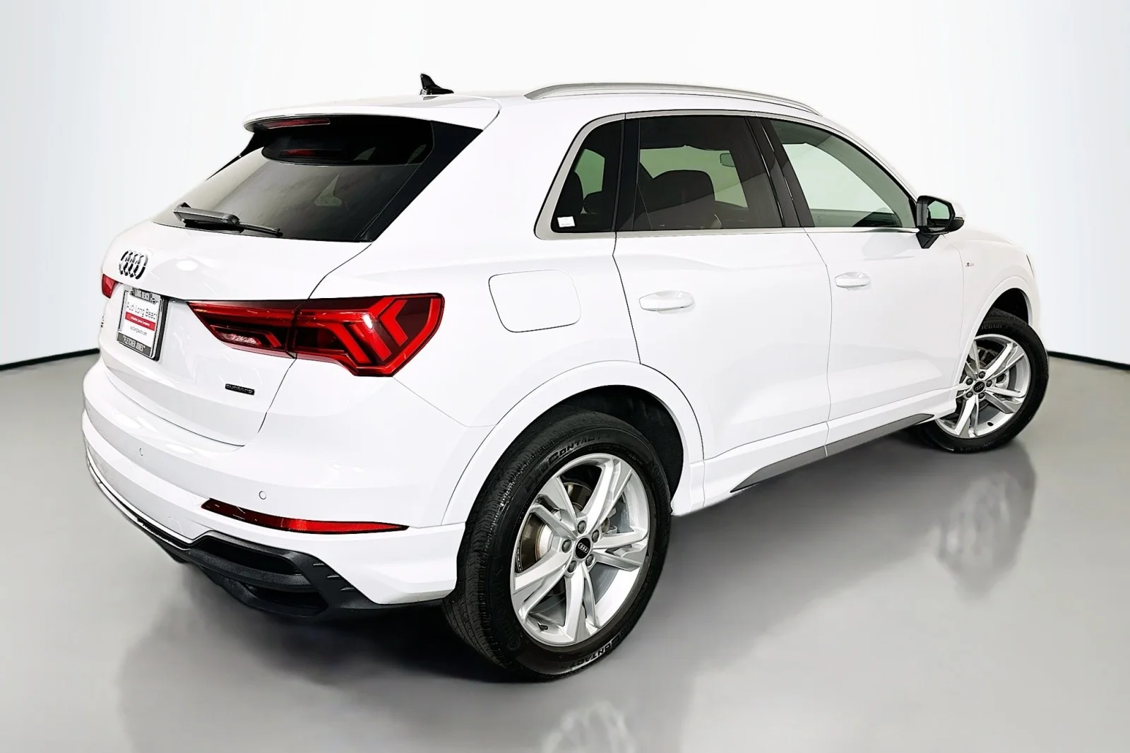 Used 2023 Glacier White Metallic Audi S line Premium image 14