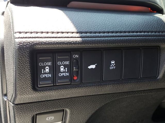 Used 2025  Honda Sport-L image 14