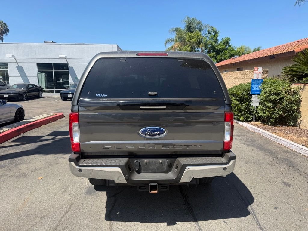 Used 2018 Gray Ford Lariat image 11