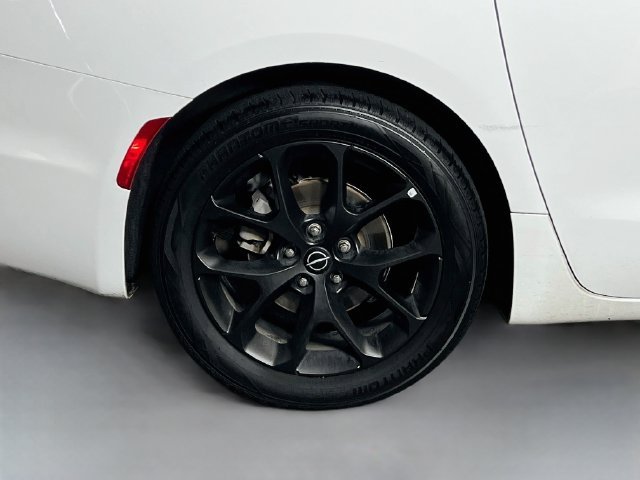 2025 Chrysler Pacifica Limited - Photo 39