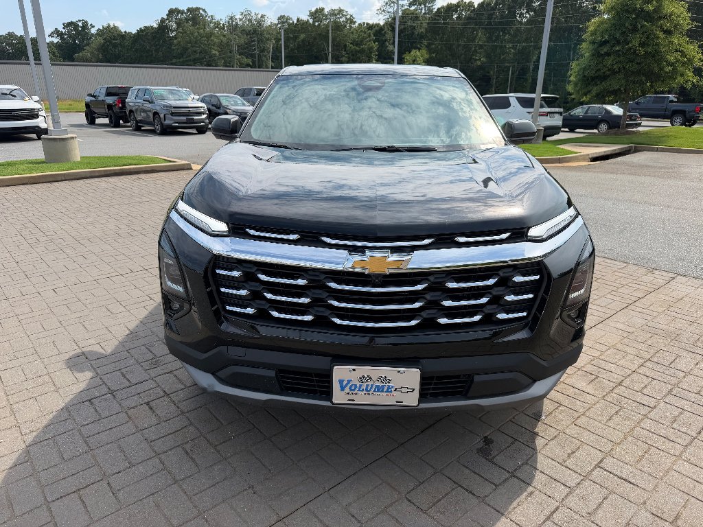 2027 Chevrolet Equinox LT - Photo 11