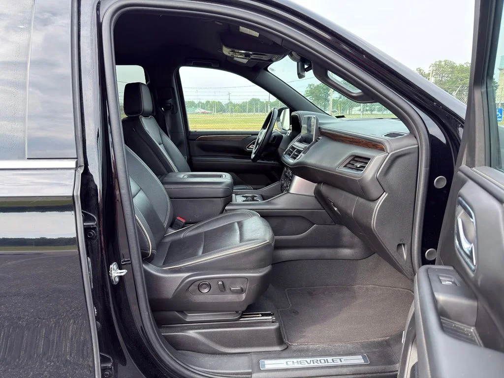 Used 2024 Black Chevrolet Premier image 8