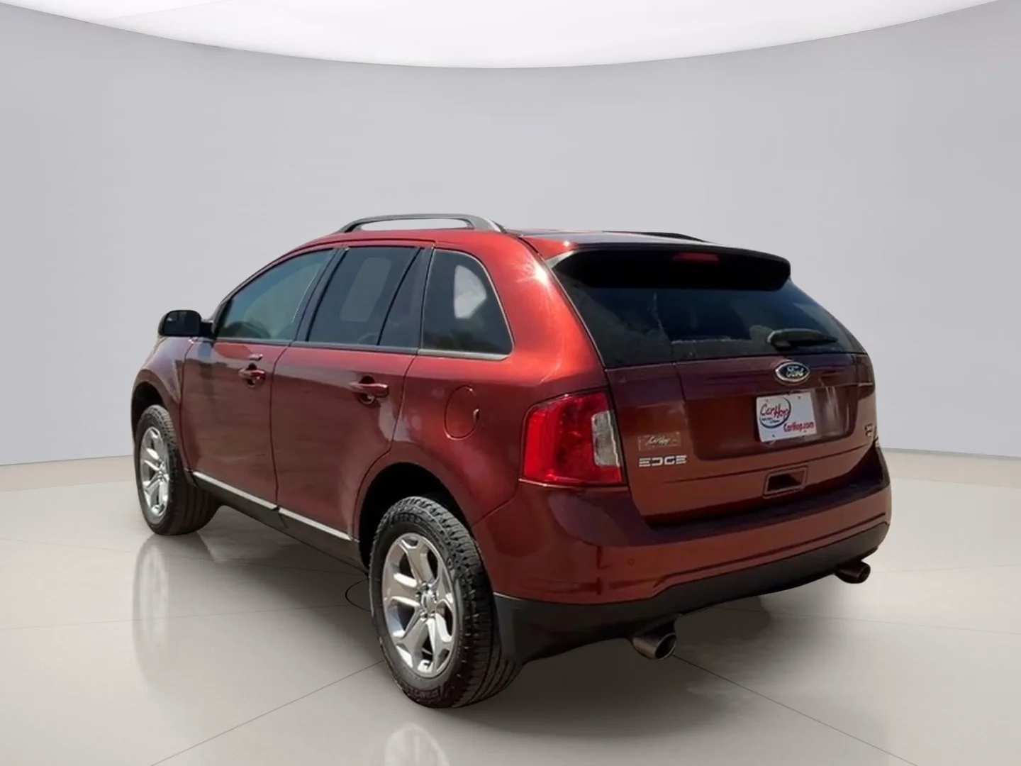 Used 2014 Burgundy Ford SEL image 3