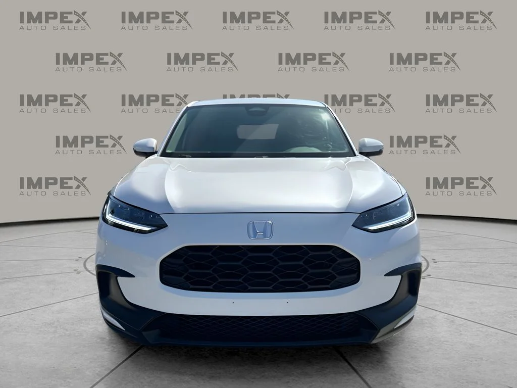 Used 2023 White Honda LX image 8