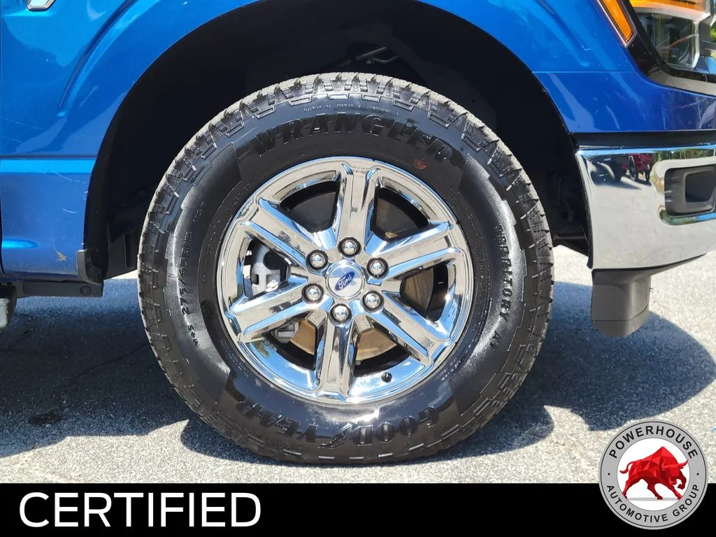 Used 2025 Blue Ford XLT image 12