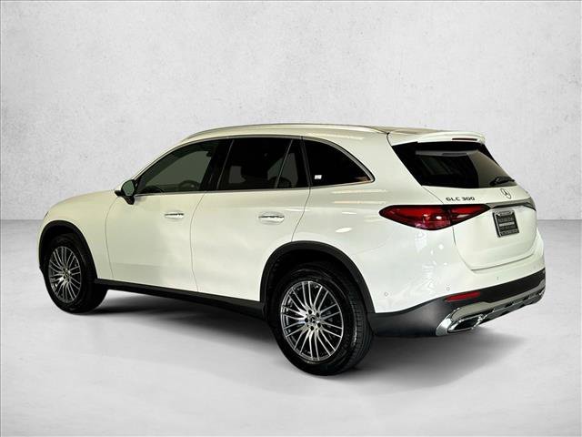 New 2026 Polar White Mercedes-Benz GLC 300 image 37