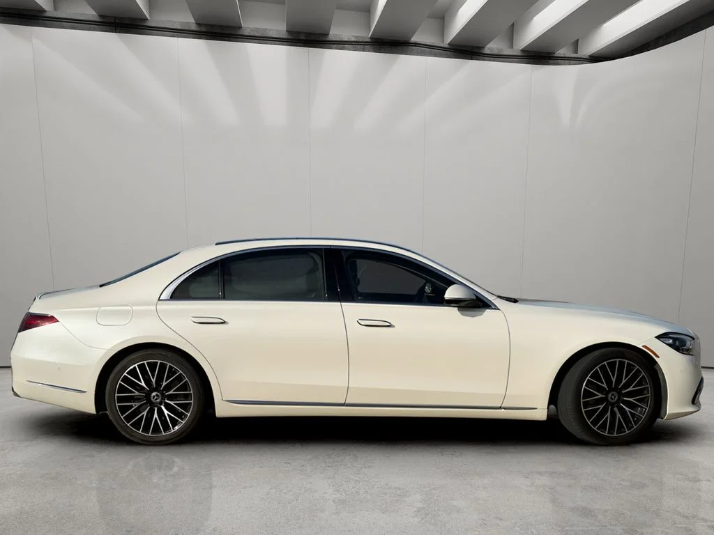 Used 2023 MANUFAKTUR Diamond White Mercedes-Benz S500 4MATIC® image 7