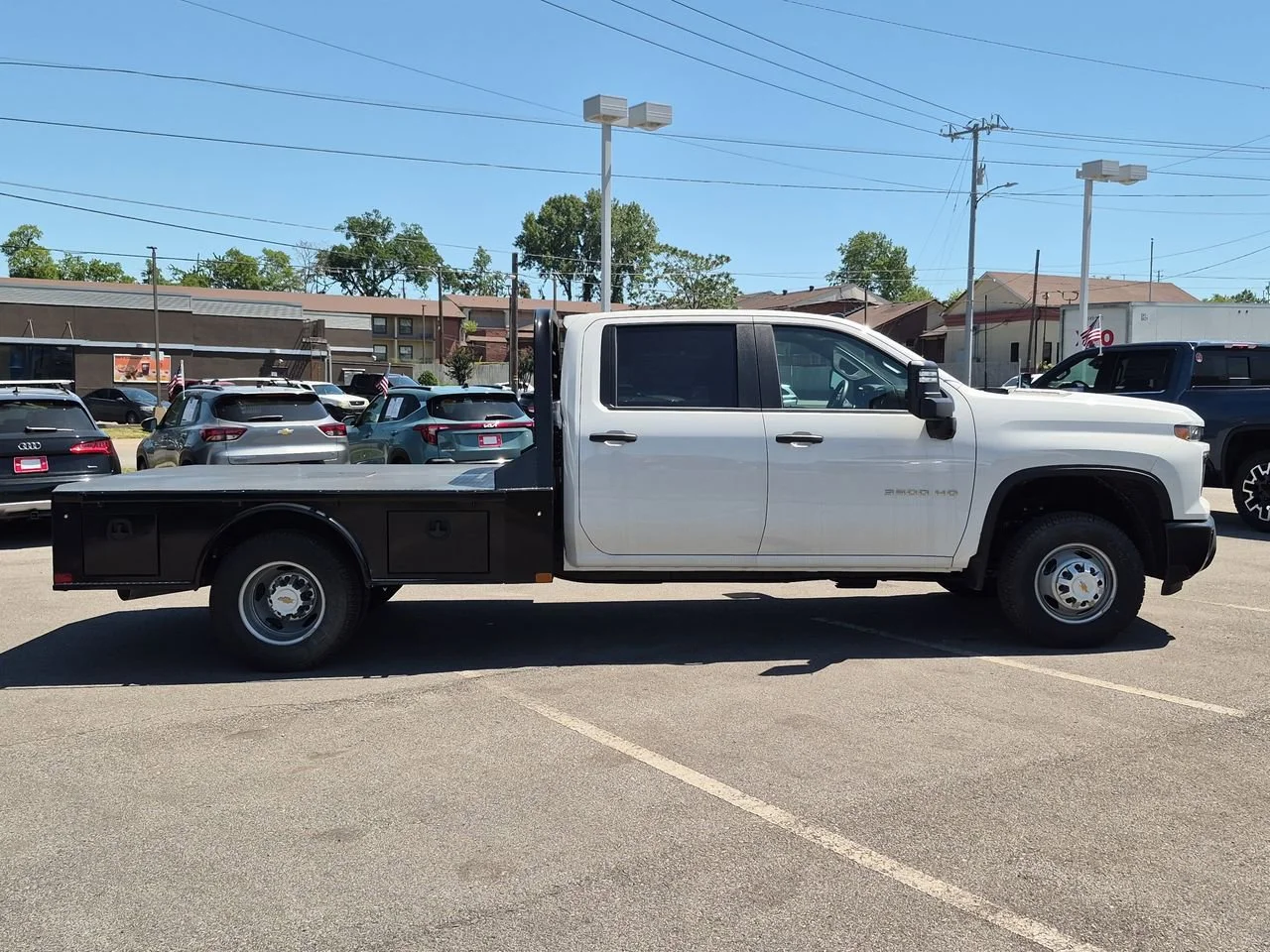New 2025 Summit White Chevrolet Work Truck image 9