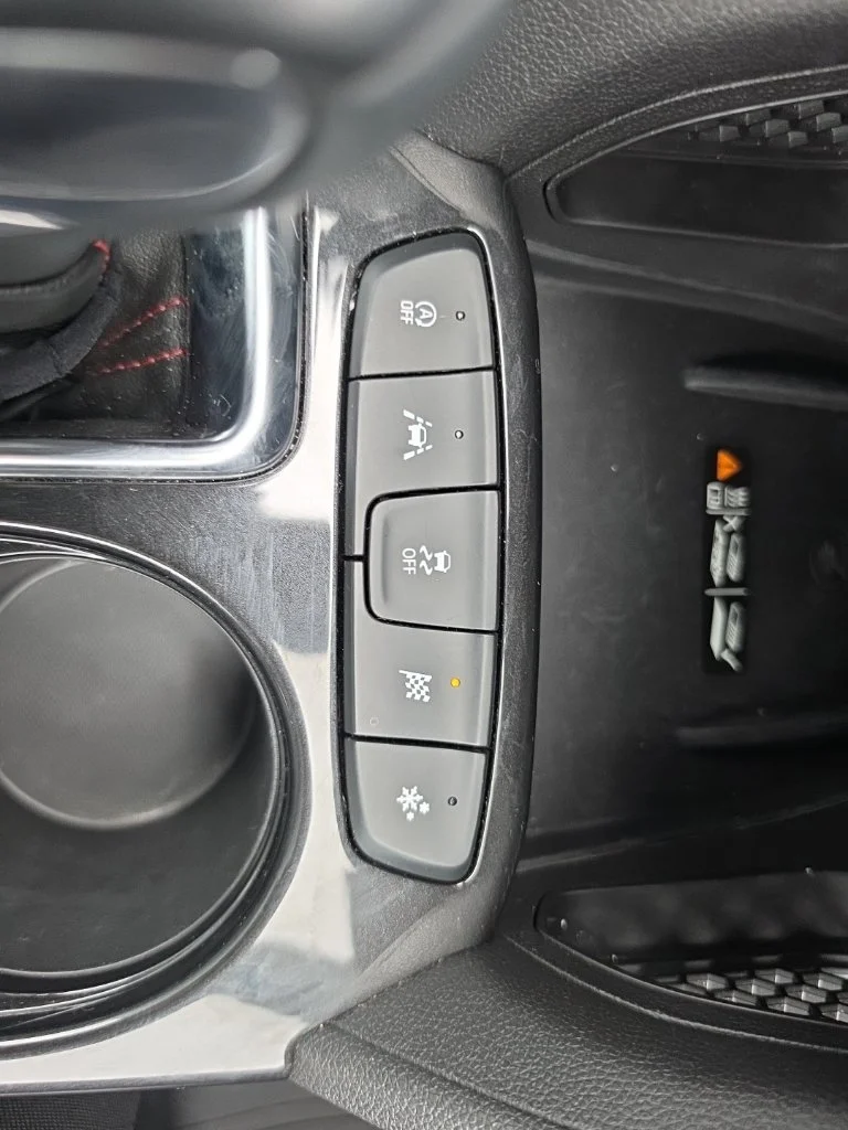 Used 2025 Red Chevrolet RS image 40