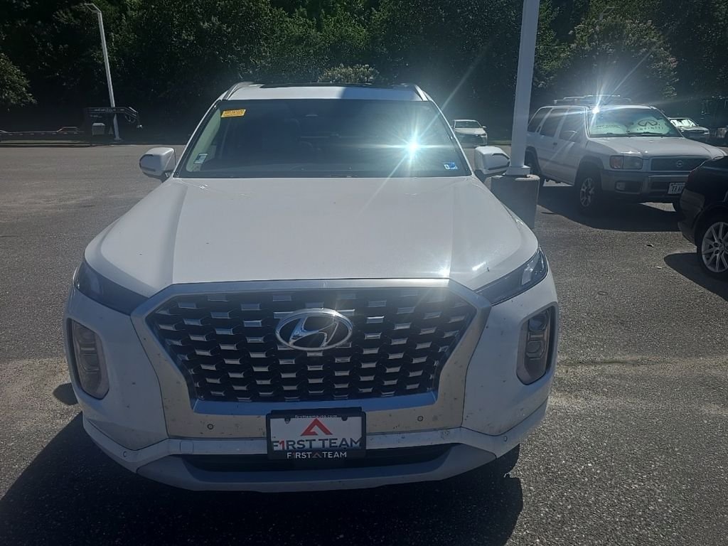 Used 2021 White Hyundai Limited image 2