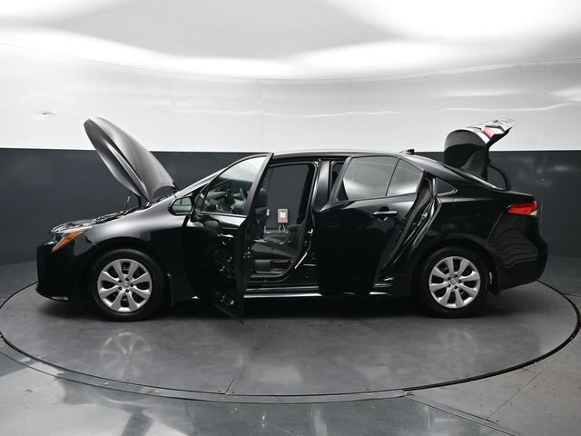 Used 2025 Midnight Black Metallic Toyota LE image 34