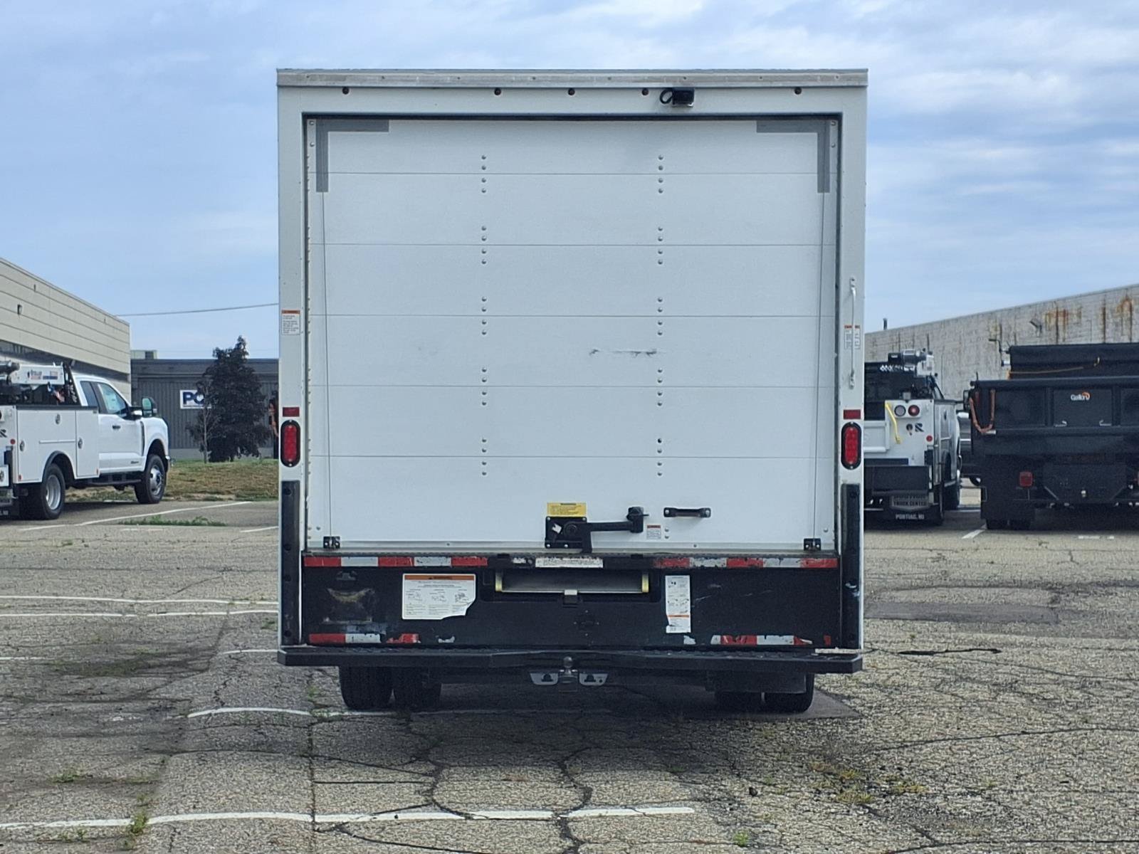 Certified Used 2022 Oxford White Ford Base image 32