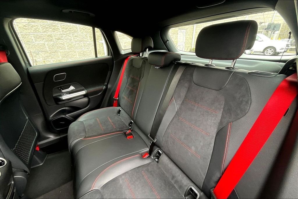 New 2026 Mountain Grey Metallic Mercedes-Benz GLA 35 AMG® image 10