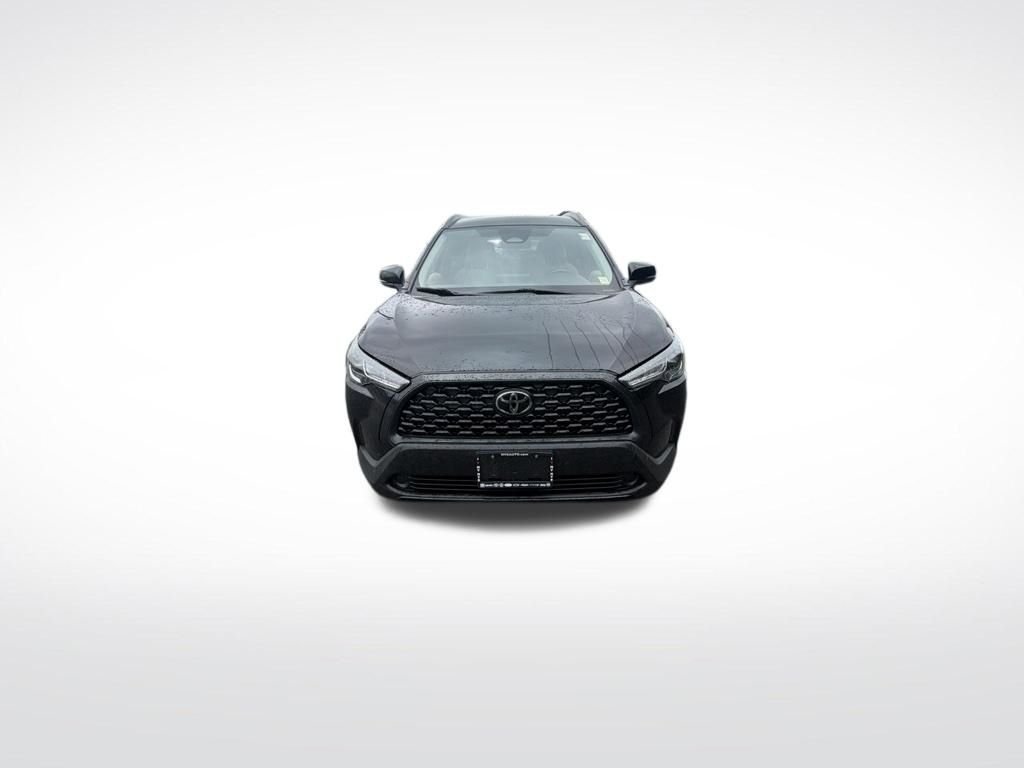 Used 2023 Black Toyota LE image 9