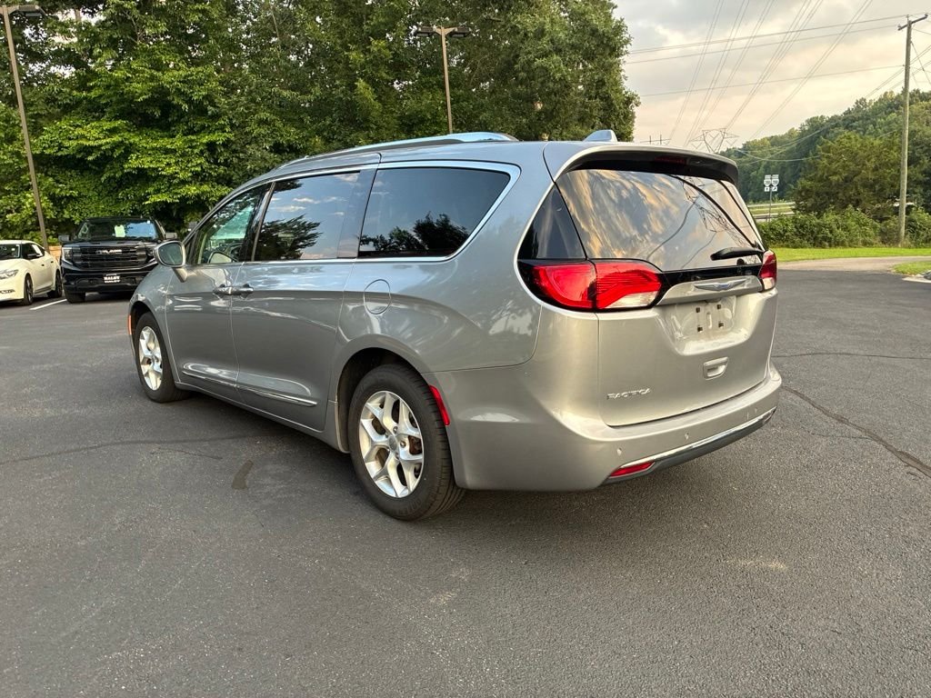 Used 2018 Silver Chrysler Touring L Plus image 7
