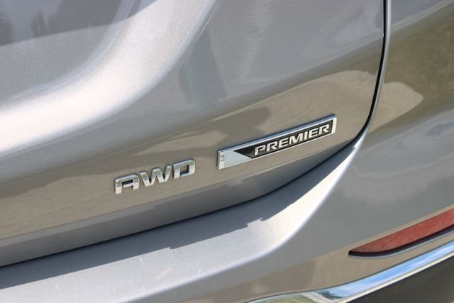 Used 2018 Gray Chevrolet Premier image 34
