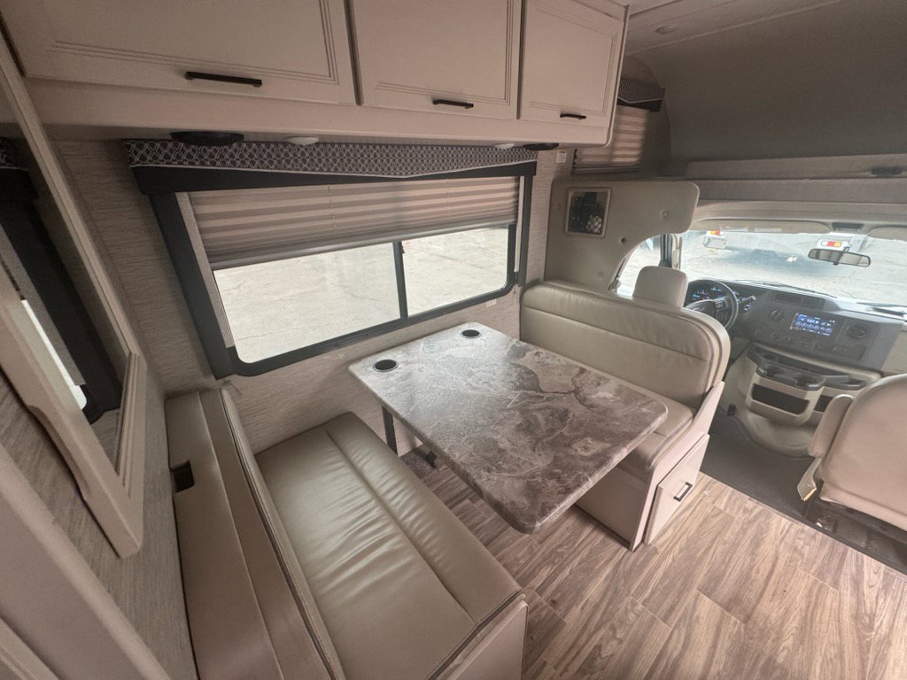 Used 2023  Thor 22B image 11