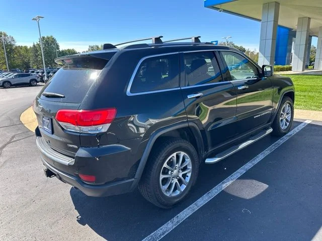 Used 2015 Black Jeep Limited image 12