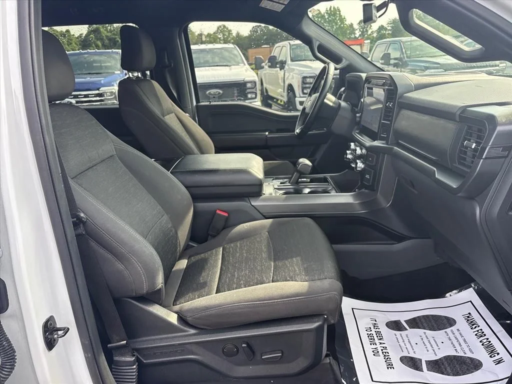 Certified Used 2024 Oxford White Ford XLT image 12