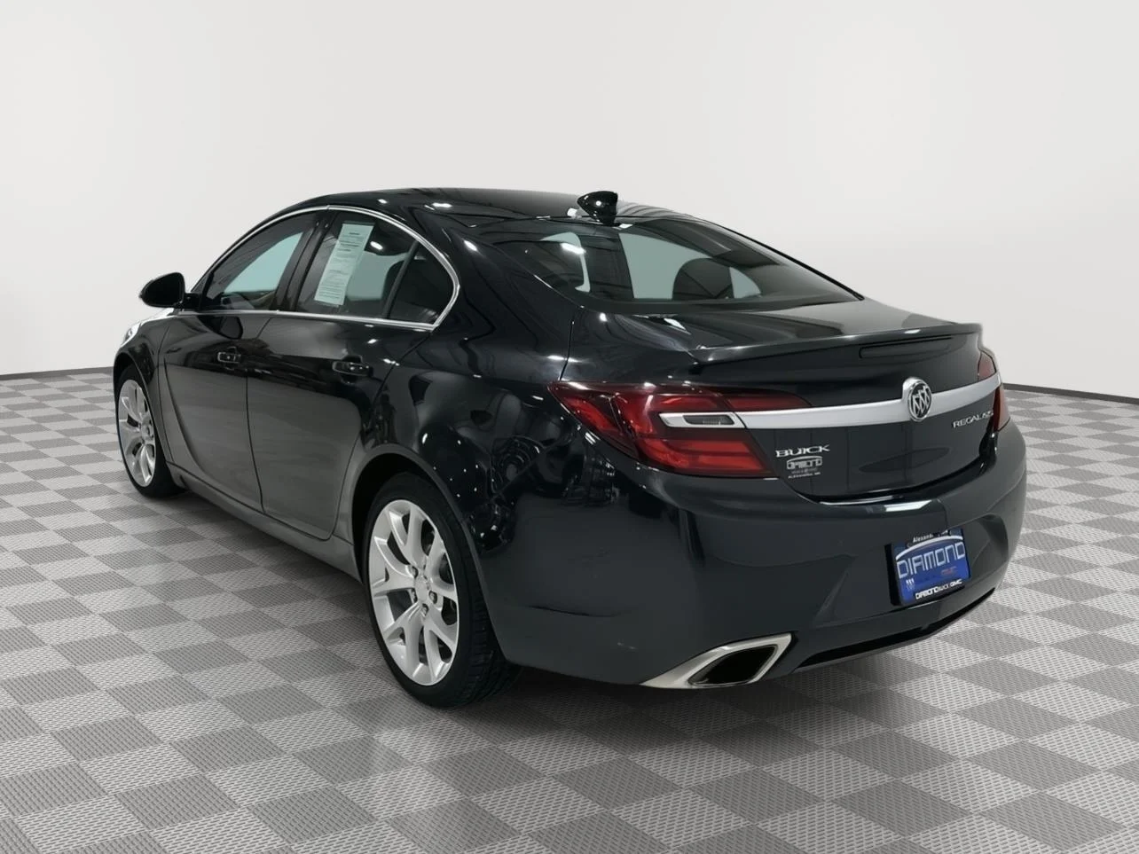 Used 2015 BLACK DIAMOND TRICOAT Buick GS image 3