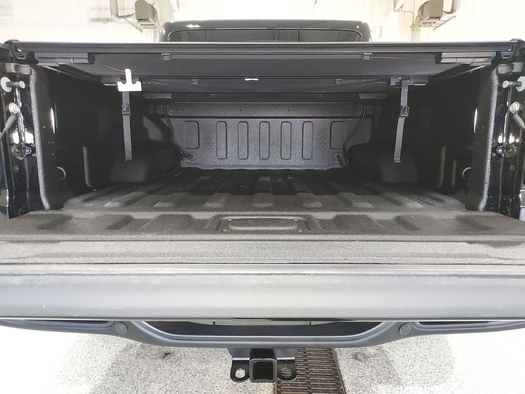 Used 2025 Black Jeep Mojave image 29