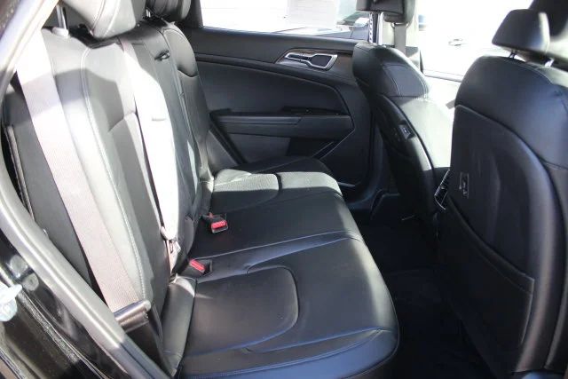 Used 2023 Black Kia EX image 31