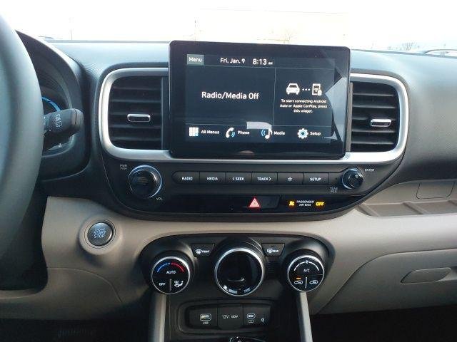 New 2026 Onyx Black Hyundai SEL image 19