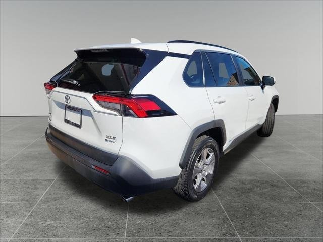 Certified Used 2025 ICE CAP Toyota  image 7