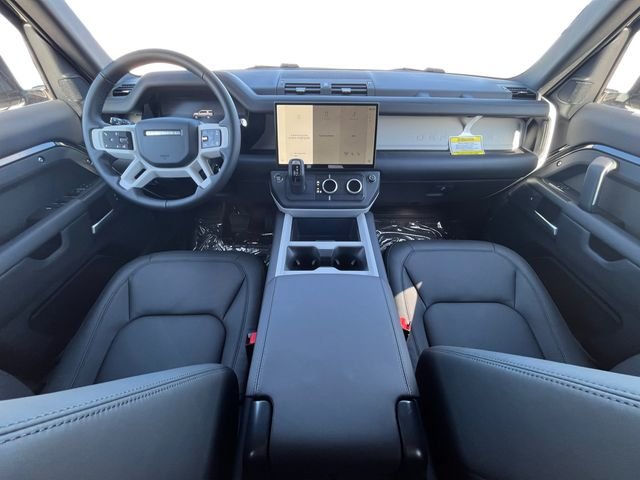 New 2026 Santorini Black Land Rover X-Dynamic SE image 12