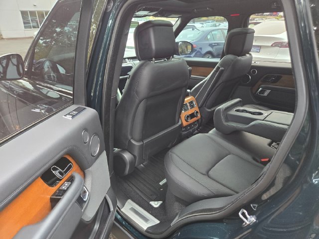 Used 2019 British Racing Green Land Rover 5.0L V8 Supercharged image 16