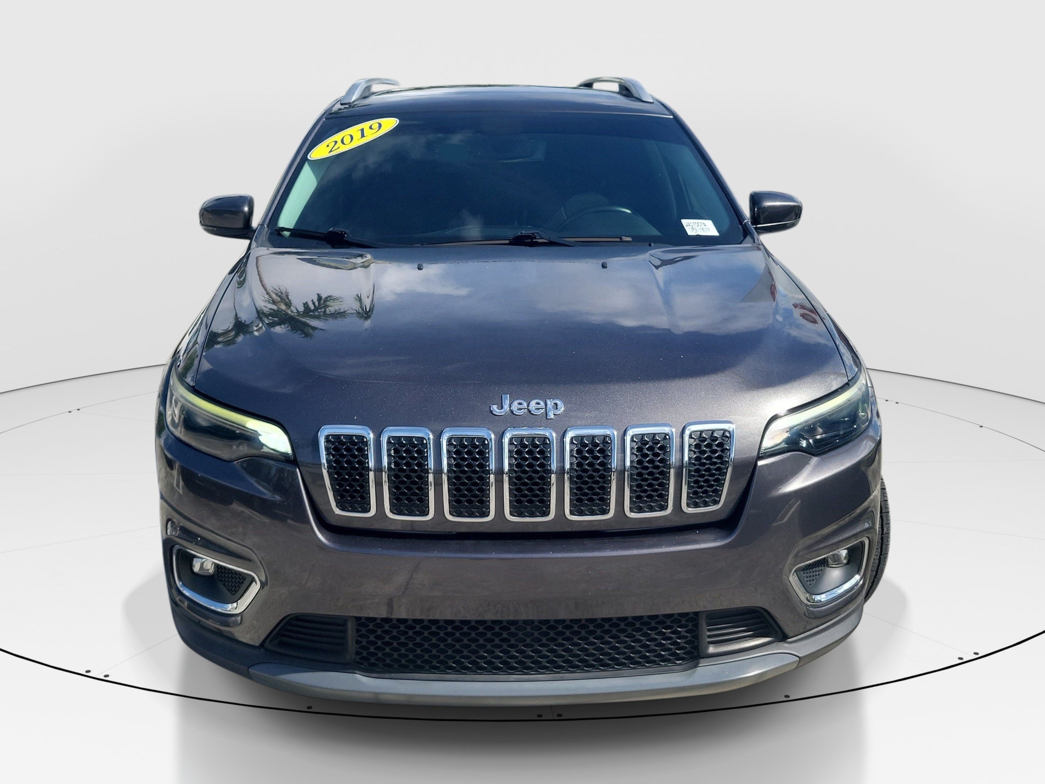 Used 2019 Granite Crystal Metallic Clearcoat Jeep Limited image 2