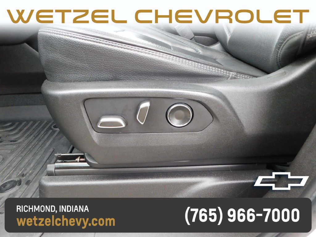 Used 2021 White GMC Denali image 15