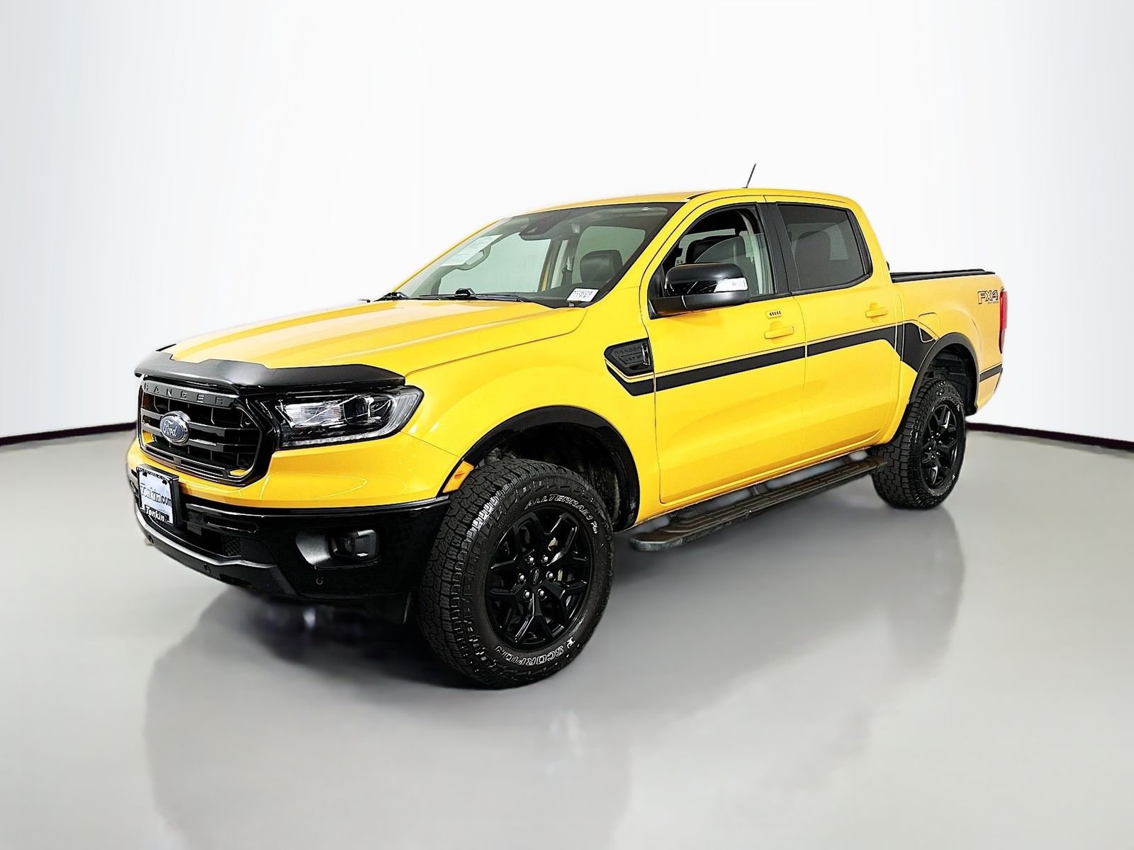 Used 2022 Cyber Orange Metallic Tricoat Ford Lariat image 3