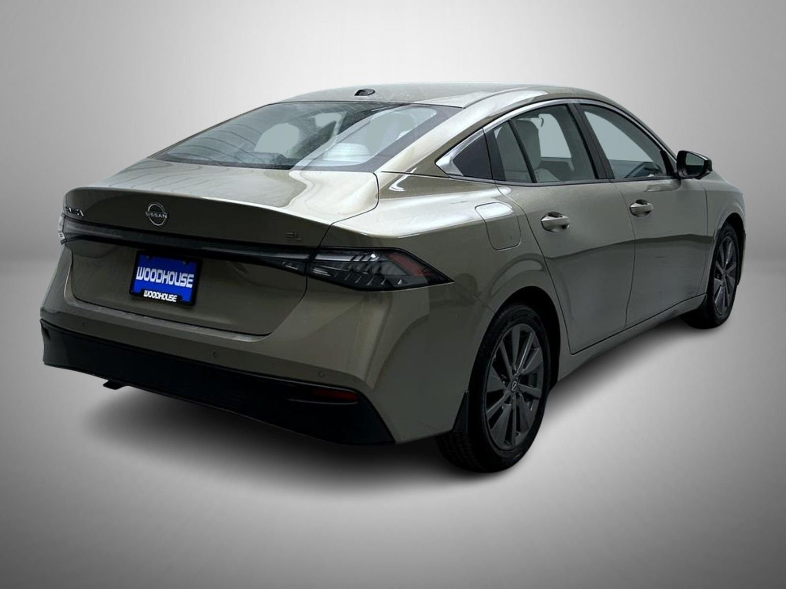 New 2026 Brown Nissan SL image 5