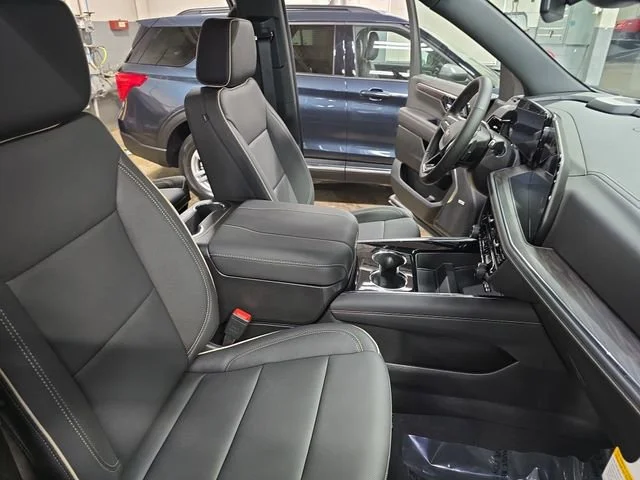 2026 Chevrolet Tahoe Premier - Photo 11