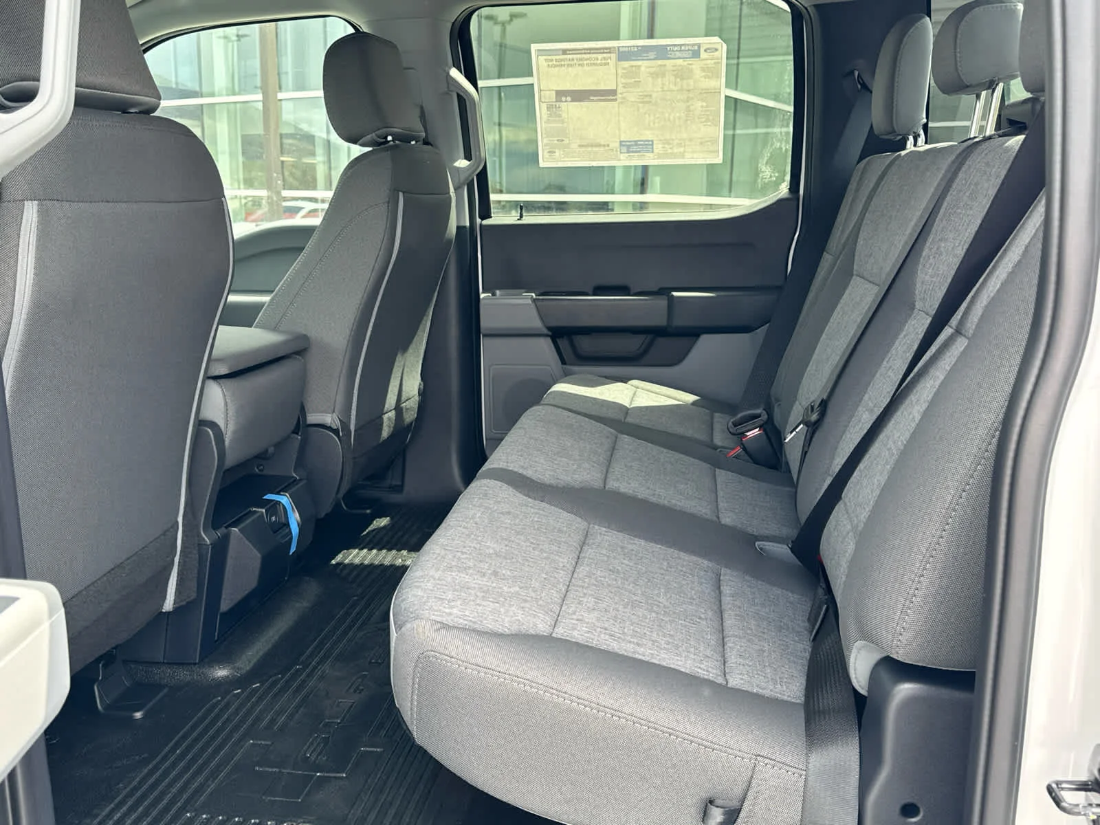 New 2026 Oxford White Ford F-550® XL image 18